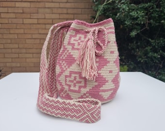 Authentic Handmade Bags Mochilas Wayuu Viva Colombia COLLECTION MEDIANA