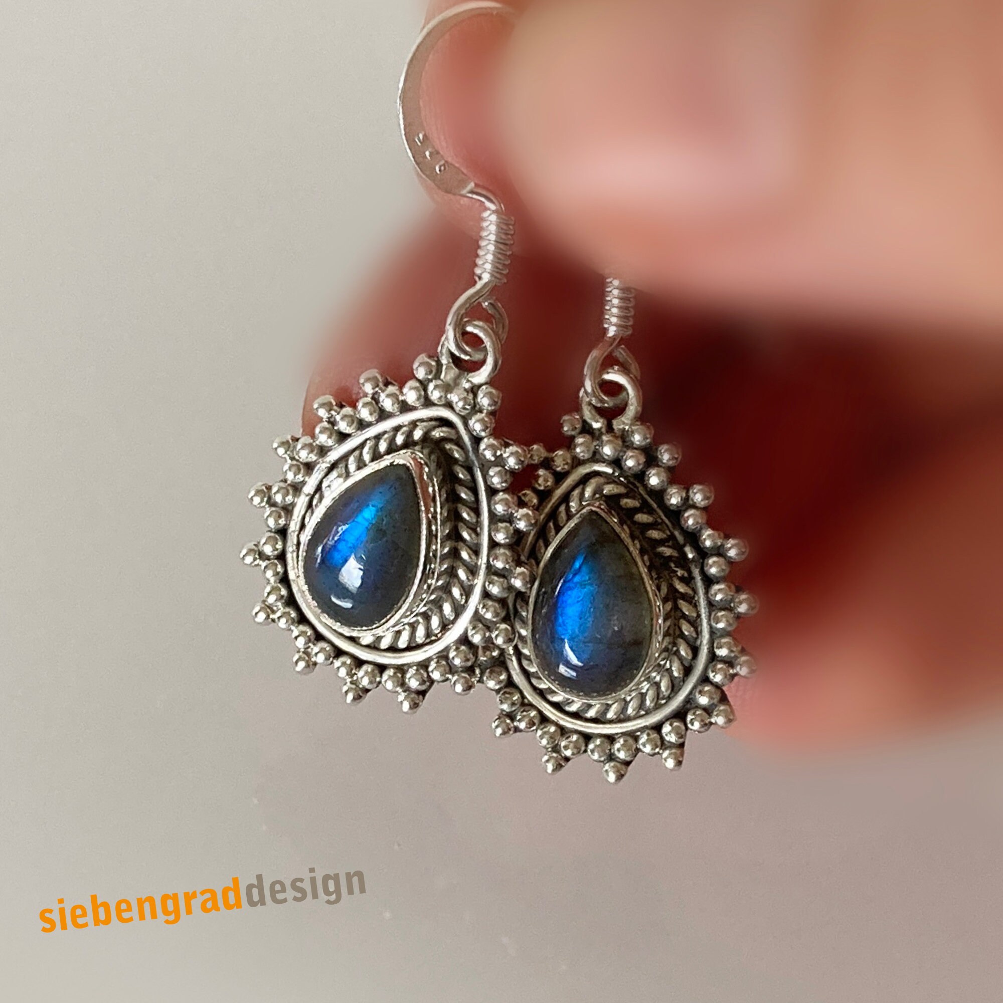 Silver Drop Earrings - Labradorite -  display picture 1