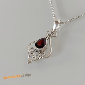 Silver necklace with garnet - filigree decorated - silver 925