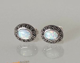 Silber-Ohrstecker mit Opal - oval - glitzernd - verziert - Markasit - Silber 925