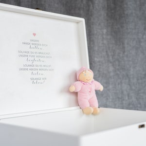 Erinnerungskiste Baby groß in weiß, süßer Wal, Geschenk zur Geburt, Geschenk Baby, Erinnerungsbox mit Geburtsdaten, Geschenk zur Taufe Bild 4