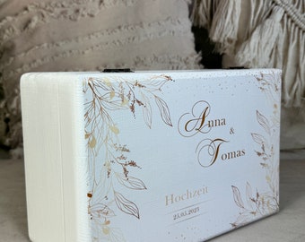 Hochzeitsbox Floral, Goldene Schrift, mit Namen l Datum personalisiert,  Geschenk zur Hochzeit für Brautpaar, Verpackung aus Holz