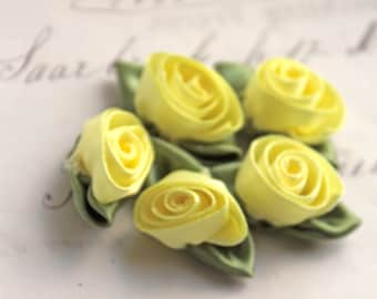 0.35Eur/piece 5 large satin roses lemon yellow satin roses 2/3.4 cm rose rosebud satin ribbon rose applique sewing crafts