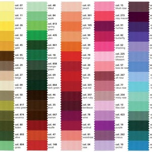 Puede incluir: Carta de colores con una amplia gama de muestras de cintas. La carta muestra un espectro de colores, desde amarillos y verdes vibrantes hasta azules y p&uacute;rpuras profundos, con nombres y c&oacute;digos de colores.