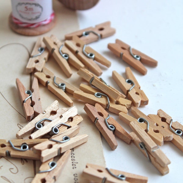 0,10 EUR/St | mini Holzklammern Wäscheklammern Klammer 2,5cm Natur DIY Scrapbooking Adventskalender Deko Basteln Verpacken Hochzeit