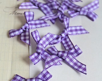 0,20Eur/St 10 Karo Schleife Vichy Karoschleife 3cm lila Gingham bow Vichy Applikation Dekoration Scrapbooking DIY Basteln nähen Quilt