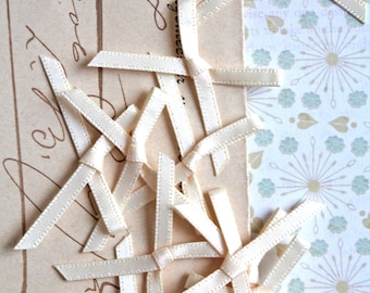 0.15Eur/St 10 mini satin bows bows 2.6 cm Creme Cream 815 scrapbooking decoration crafts DIY sewing quilt bows