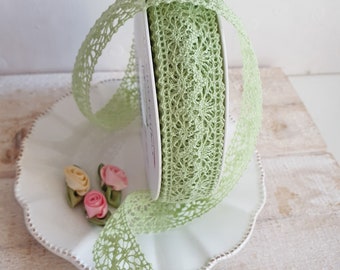 1 m fine border lace 25 mm bobbin lace pastel green lace cotton lace sewing application