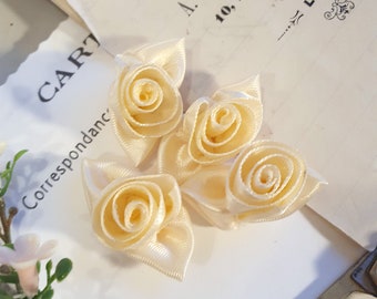 0,35Eur/pieza 4 rosas de satén grandes rosas de satén color crema lisa 2/3,4 cm cinta de raso capullo de rosa apliques de rosas artesanías de costura