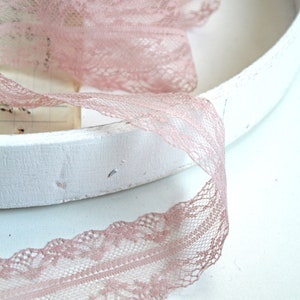 1 m finest lace border 4 cm old pink rose pink vintage lace vintage lace VSP border washable when cut image 3