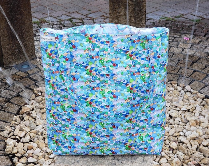 Sea Glass shopper bag. Ocean jewelry. Persistently tumbled over the years.