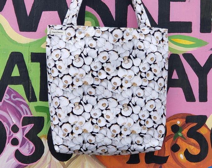 Garlic shopper bag is best for food lovers and a Farmers' Market favorite.