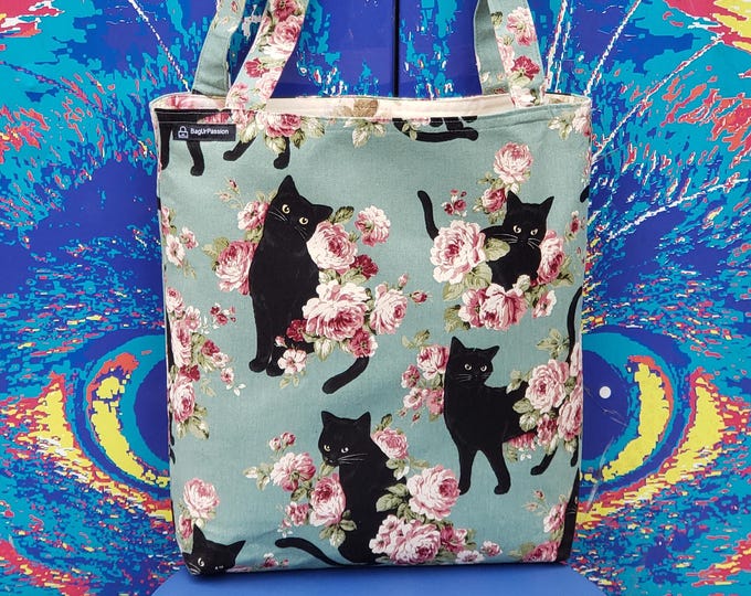Cats and roses. Large shopper bag. Gorgeously feline. Sophisticated canvas.