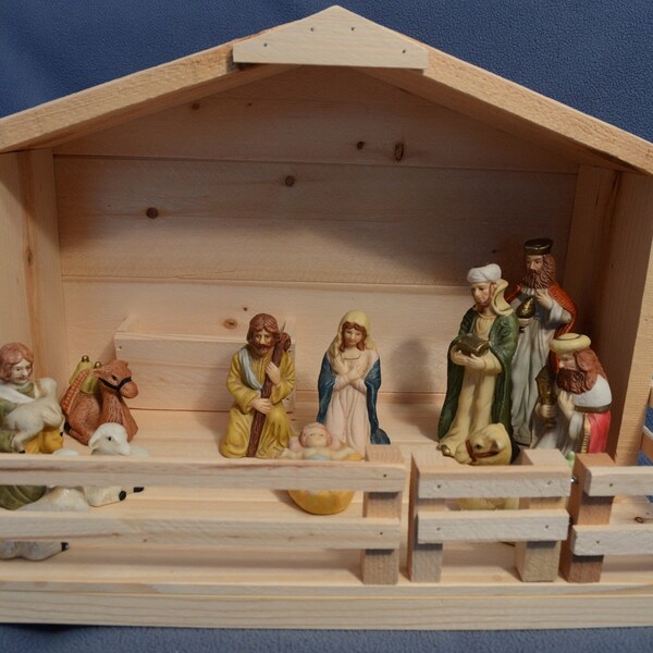 Christmas Nativity Stable - Reduced 35%
