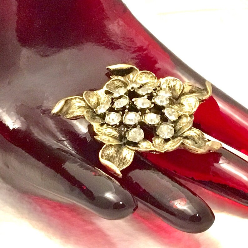Vintage Rhinestone and Antiqued Gold Tone Brooch