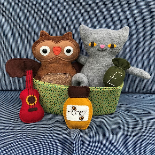 PDF Pattern - 'The Owl and the Pussycat  Playset' - Instant Digital Download