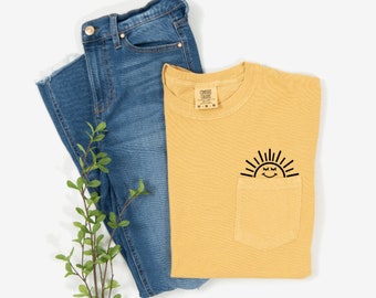 Minimalist T-shirt | Pocket Full of Sunshine Shirt | Pocket Tee | Summer | Cute | Gifts for her | Comfort Colors | Custom T-shirt,