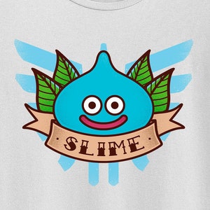 Camiseta unisex con tatuaje tradicional de Slime Quest - Camiseta de juego de Dragon Quest - Camiseta con arte de tatuaje de Dragon Quest - Camiseta de videojuego de rol - Camiseta de jugador de rol juvenil