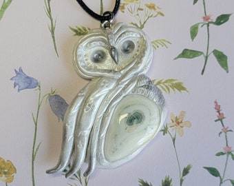 Snow Owl Necklace, Solar Eye Crystal Stone, White Owl, Gift for Owl Lovers, Present for Mom, Birthday Present, Boho style statement piece