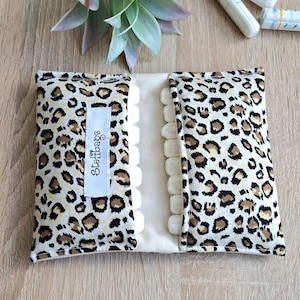 Sacchetto per assorbenti, custodia per assorbenti, stampa leopardata, contenitore per assorbenti, borsa igienica, borsa per il ciclo, prima mestruazione, regalo