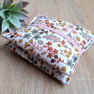 Borsa per assorbenti igienici con piccoli fiori, borsa per assorbenti igienici floreale, custodia per assorbenti igienici, borsa per assorbenti igienici con fiori rosa, borsa per il ciclo, regalo per le mestruazioni