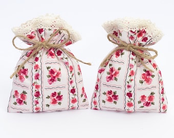 2 Lavendelsäckchen aus Stoff 9x11cm im Landhausstil, Motiv Rosen, Deko, Anhänger, Geschenk, Handmade
