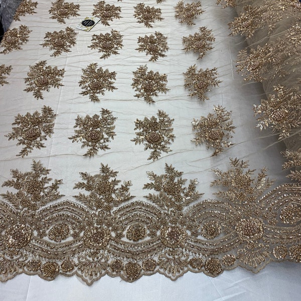 Taupe/DK à la main perlé brodé Floral fleur en maille dentelle tissu avec verre paillettes d’or par yard, pour les décorations/robes de nuit / robe en voile