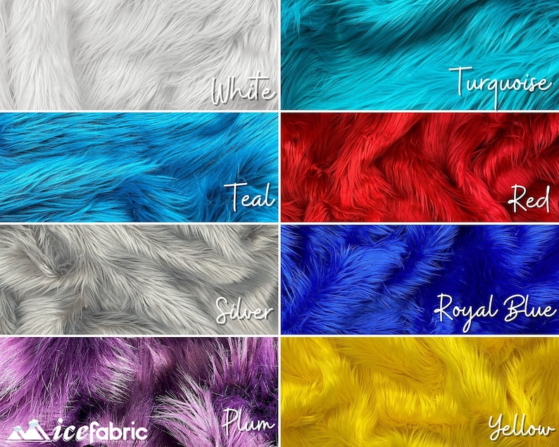 Op de afbeelding: Een raster van acht stalen van langpolige imitatiebontstof in verschillende kleuren. De kleuren zijn wit, turquoise, teal, rood, zilver, koningsblauw, pruim en geel. Elk gedeelte is gelabeld met de bijbehorende kleurnaam in een wit handschrift.