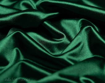 Tissu satiné élasthanne soyeux extensible dans 4 directions vert chasseur | Tissu satiné brillant | Spandex satiné épais et lourd | Casino de luxe