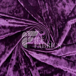 Aubergine stretch geplette fluwelen stof op maat gesneden - 60/62" breed 250 gsm fluweelachtige stof voor kleding, bekleding, gordijnen - Ice Fabrics