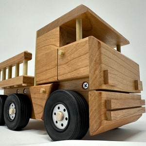 Lorry Truck - wood toy - wooden toy - toy truck - toy car