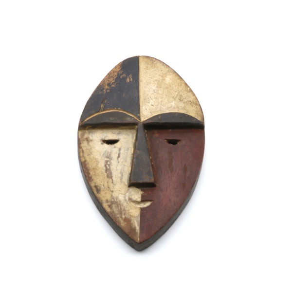 Masque miniature Adouma (Douma) |  Gabon - France | Art tribal africain