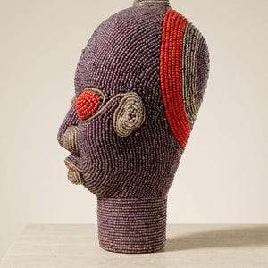 Bamileke Beaded Head 22 cm, Female | Aubergine & Ember Glass Bead Sculpture | Living Room Decor, Housewarming Gift | Anya No.5 image 2