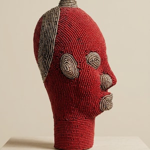 Bamileke Beaded Head 22 cm, Female | Crimson & Silver Glass Bead Sculpture | Living Room Decor, Housewarming Gift | Ngum No.4 image 2