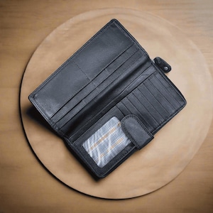 Handmade Leather Ladies Wallet – RFID Safe, Personalised Gift for Her, Vegetable-Tanned Leather, Large Capacity, Handmade Leather Wallet