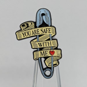 You are Safe with Me Pin | Safe Space Pin | LGBTQ Ally Pin | Sicherheitsnadel Trans Rights SafeSpace Emaille Pin
