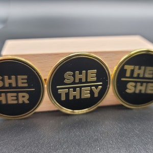 They She Pronoun Pin Silver or Gold 1-inch Round Hard Enamel - Etsy