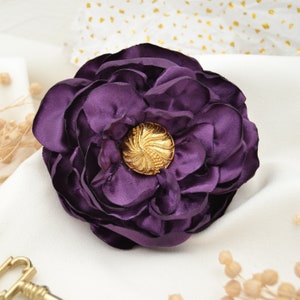 Hair clip Dark Purple with a large flower made of violet satin image 2