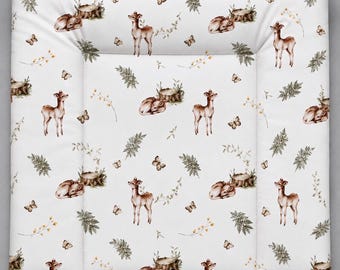 Water-repellent changing mat with woodland animal motif | Custom size | Wipeable | Changing mat for changing table | Changing pad