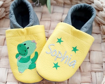 Krabbelschuhe mit Namen | Lederpuschen mit Name und Dinosaurier  | Geburtsgeschenk | Geschenk zur Taufe | Geschenk zur Geburt | Baby