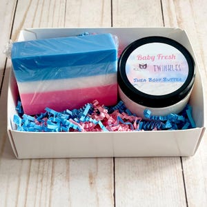 Baby Fresh Gift Box, Bath and Body Gift Set, Baby Powder Scent