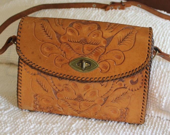 Genuine Tooled Leather Western Style Purse