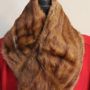 Vintage Annis Furs-Natural Mink Boa/Collar