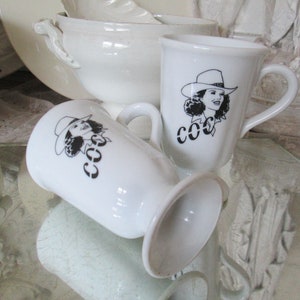 VINTAGESET 2 alte weiße Kakobecher COC Kaffeebecher Tassen Pharisäer Höhe ca 12cm BAUSCHER Dame Portrait Bild Foto shabby Brocante Porzellan