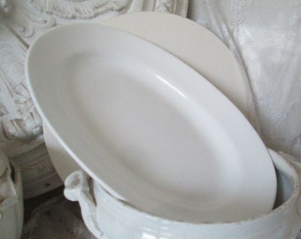 Vintage old oval thick small plate, off-white, approx. 30 x 20.5 cm, ceramic plate, serving plate, side plate, brocante, faience, shabby chic, very old, antique