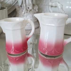 VINTAGE Antique set of small jugs SPRAY DECOR height approx 10&8.5 cm jug ceramic ceramic jug pink pink fajence brocante white Art Deco 1930 antique