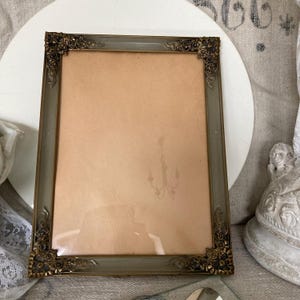VINTAGE Old large gold/green metal frame & relief corners approx. 25.5 x 19.5 cm convex glass patina wall decoration picture frame rectangular 1950