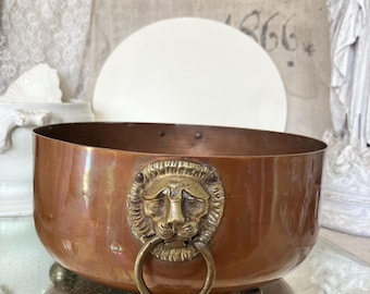 FRANCE Old large round jardiniere copper brass Ø approx. 24 cm lion's head planter patina metal vintage fruit bowl dish 1960s/70s