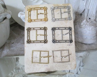 RARE! Antique sample card with 6 belt buckles approx. 6x4.5 & 4.5 x 3.5 cm gold silver approx. 19 x 14 cm patina 1940 vintage decoration shabby old sewing crafts