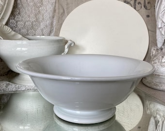 ANCIEN BOL À piédouche faïence MNMN Pays de L'Est bleu décor floral